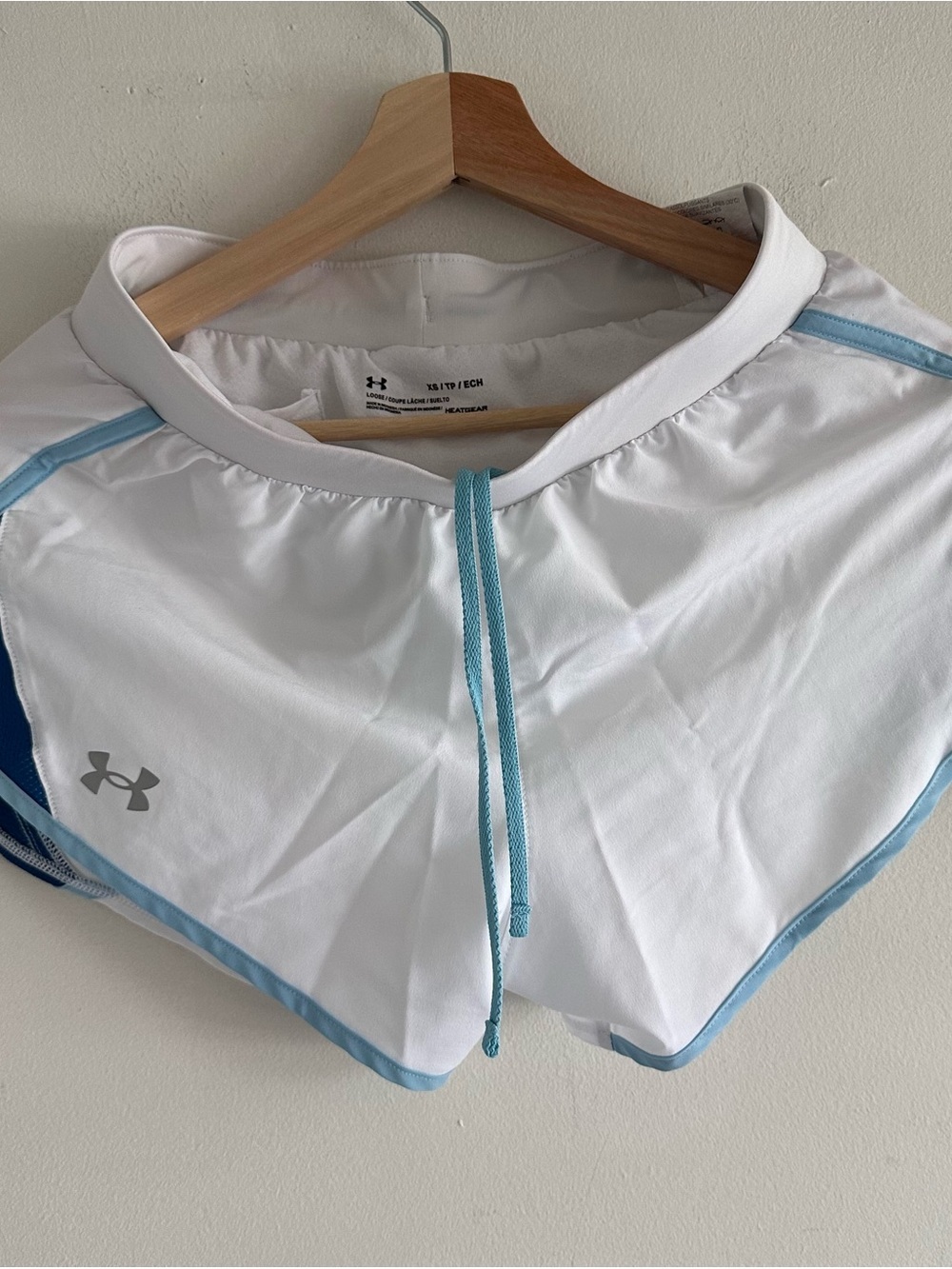 Under Armour White Athletic Top with Light Ivory Tag